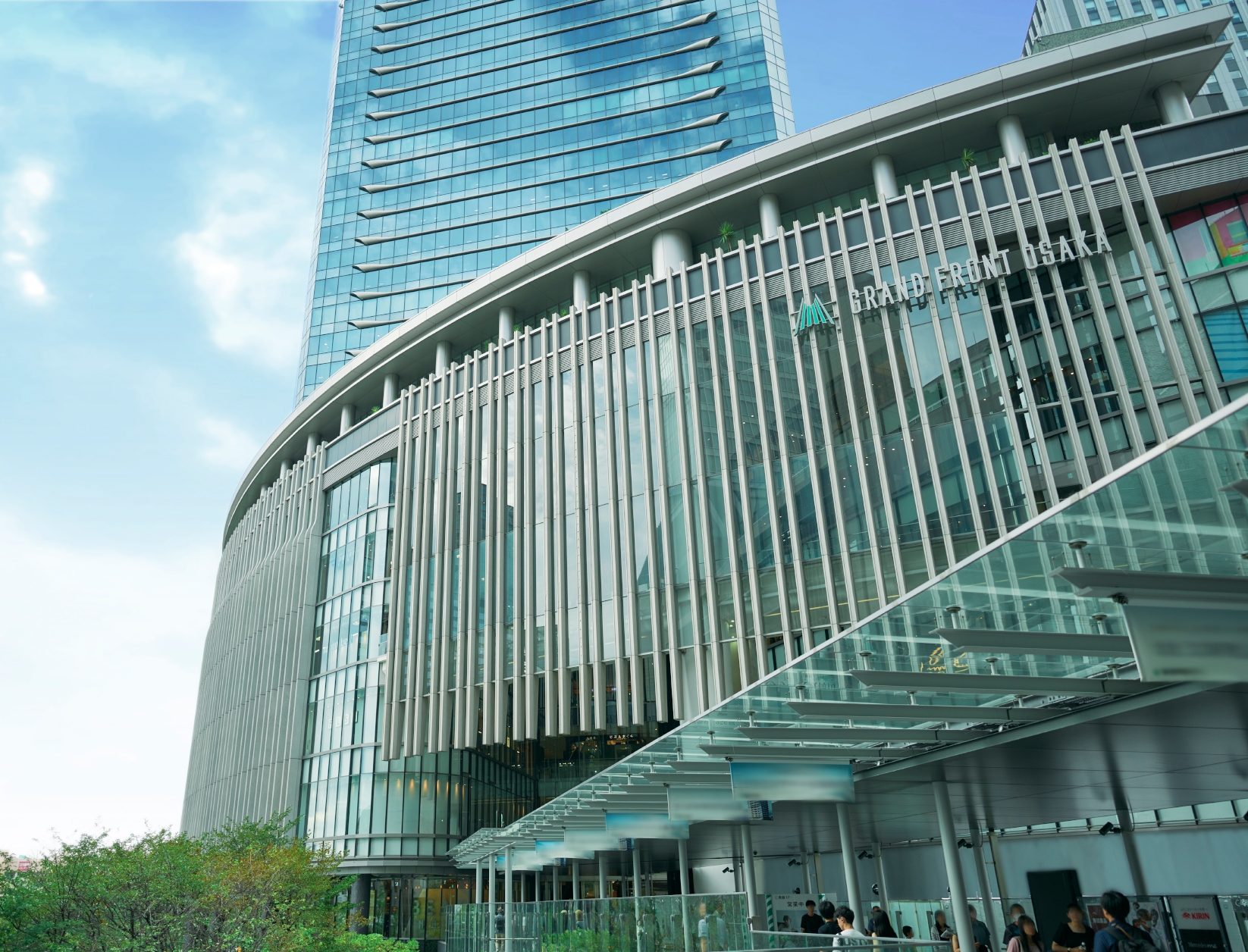 グランフロント大阪の外観